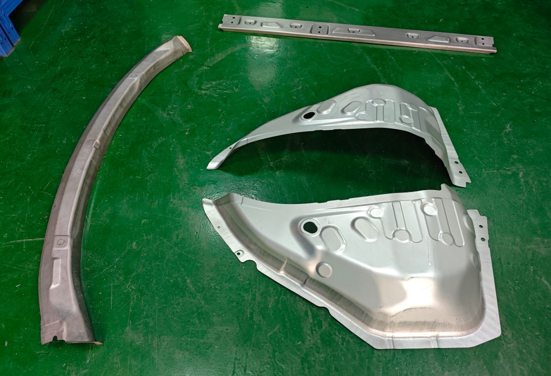 5-axis machining (part #F95A2785)